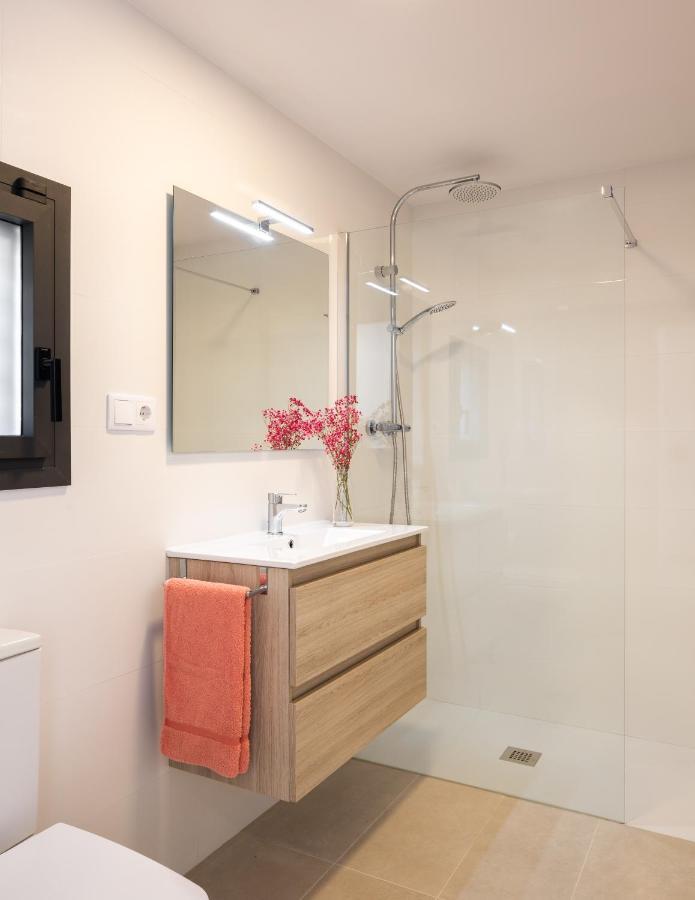 Apartaments La Rosella โรเซส ภายนอก รูปภาพ